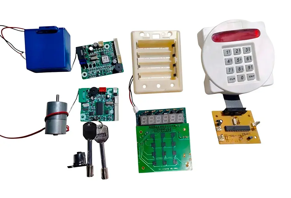 Cofre aberto com documentos e valores internos