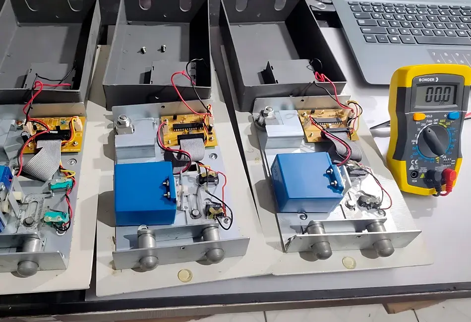 Cofre comercial para grande volume de armazenamento